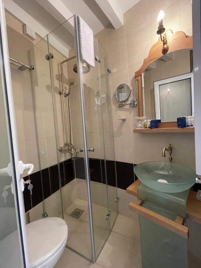 Garni Hotel Oblacinsko Jezero Oblacina Bagian luar foto