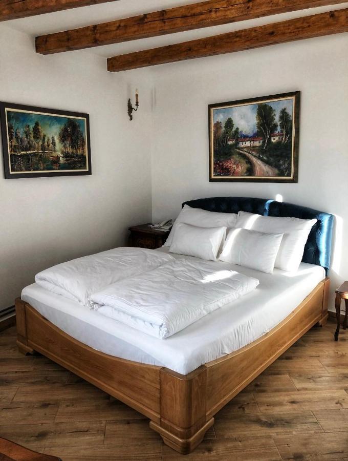 Garni Hotel Oblacinsko Jezero Oblacina Bagian luar foto