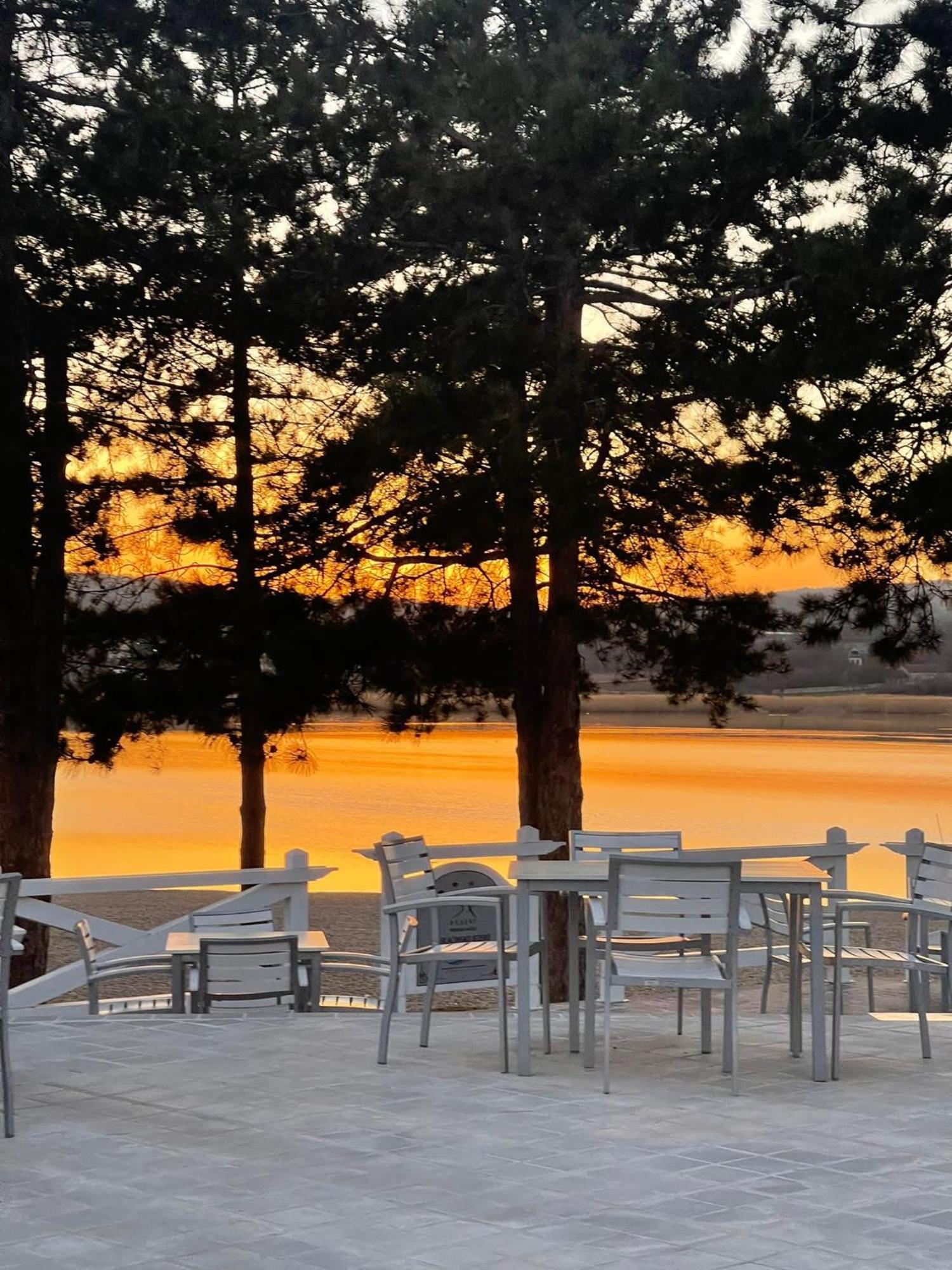 Garni Hotel Oblacinsko Jezero Oblacina Bagian luar foto